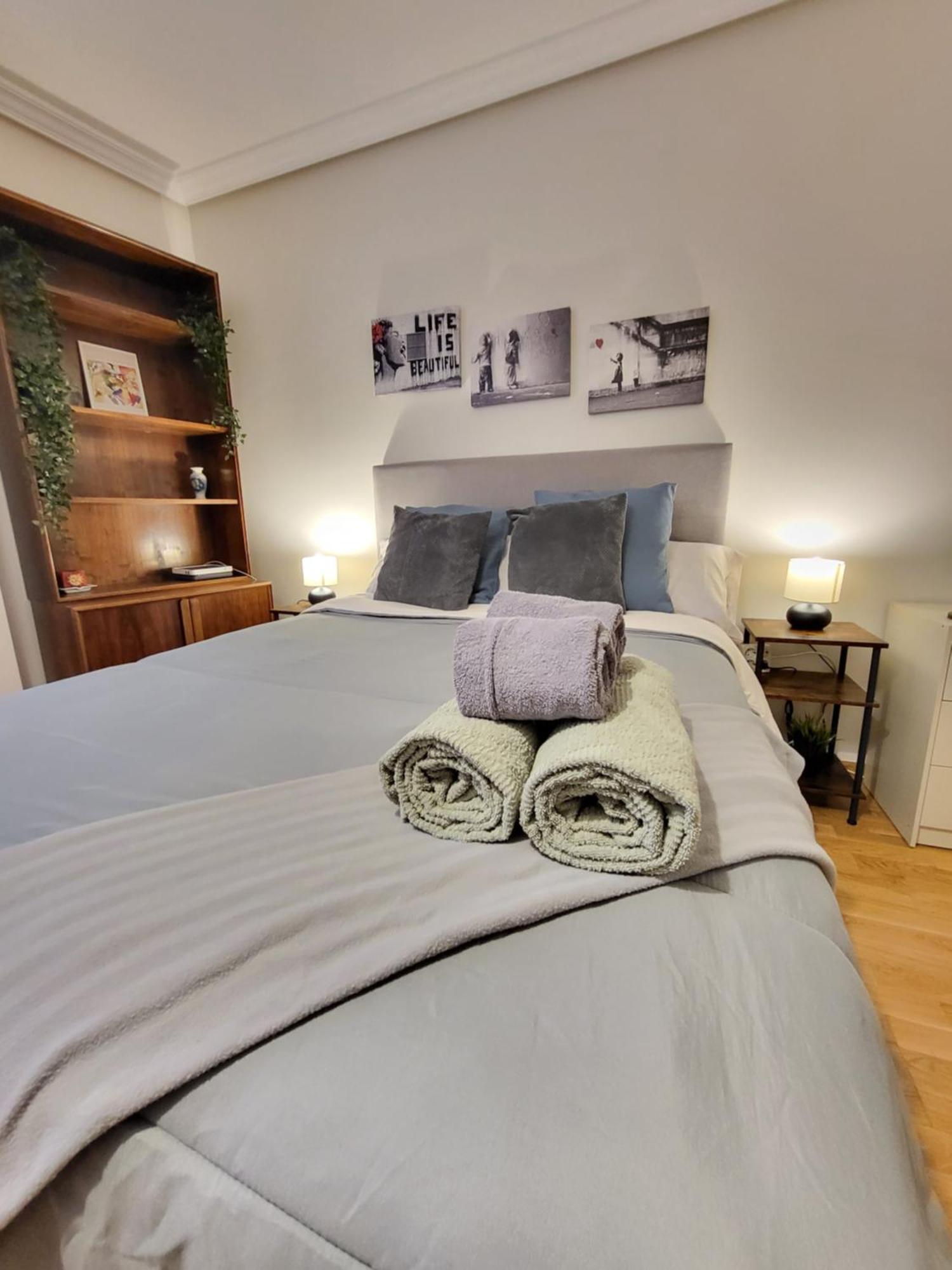 Apartamento Plaza Espana Gran Via Centro Apartman Madrid Kültér fotó