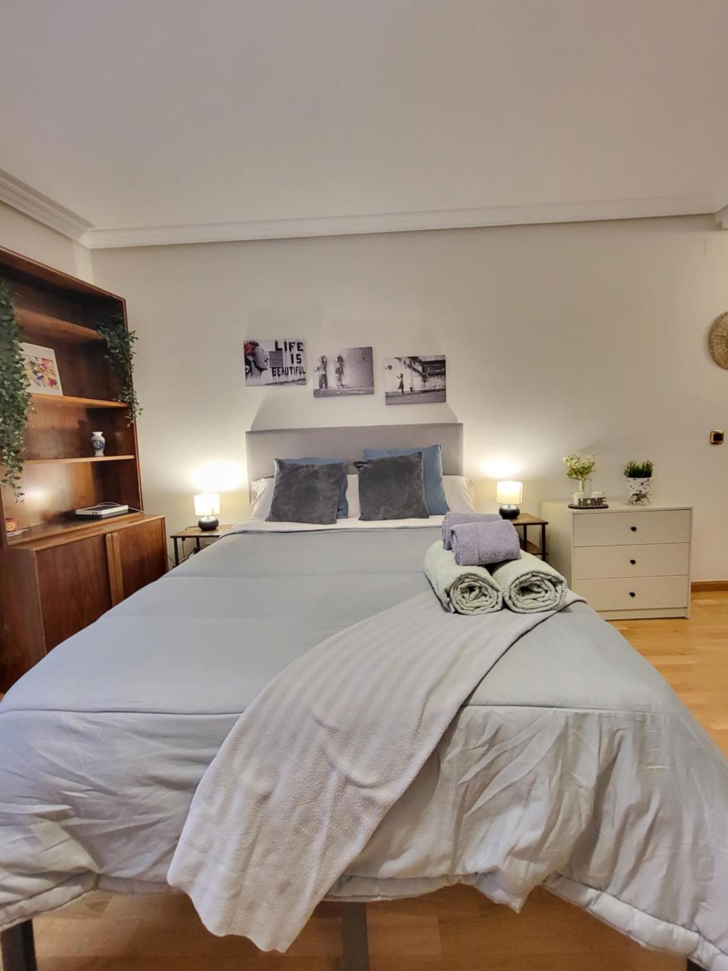Apartamento Plaza Espana Gran Via Centro Apartman Madrid Kültér fotó